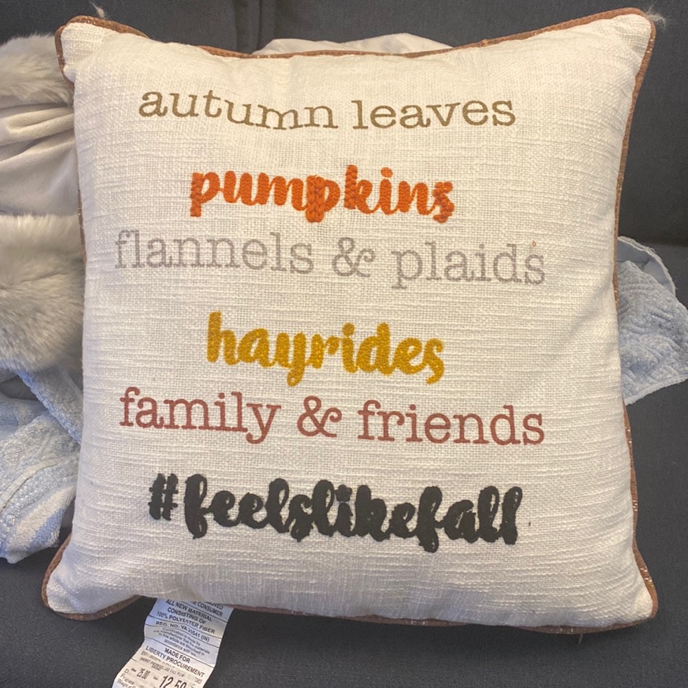 Bed Bath & Beyond Autumn Throw Pillow